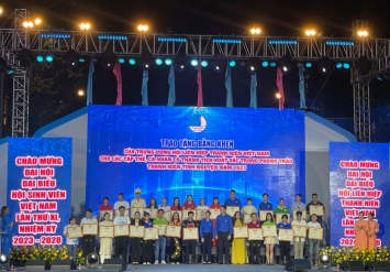 Bình Phước: 03 tập thể và 01 cá nhân được Trung ương Hội LHTN Việt Nam tặng Bằng khen tại Ngày Hội tình nguyện Quốc gia năm 2023