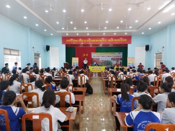 Gần 1.000 “sĩ tử” Bình Phước tự tin bước vào kỳ thi với chương trình “Vững tâm lý - Khỏe thể lý - Kỳ thi hết ý”