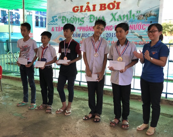 dc le thi thu hangpbtct hdd trao giai cho cac van dong vien